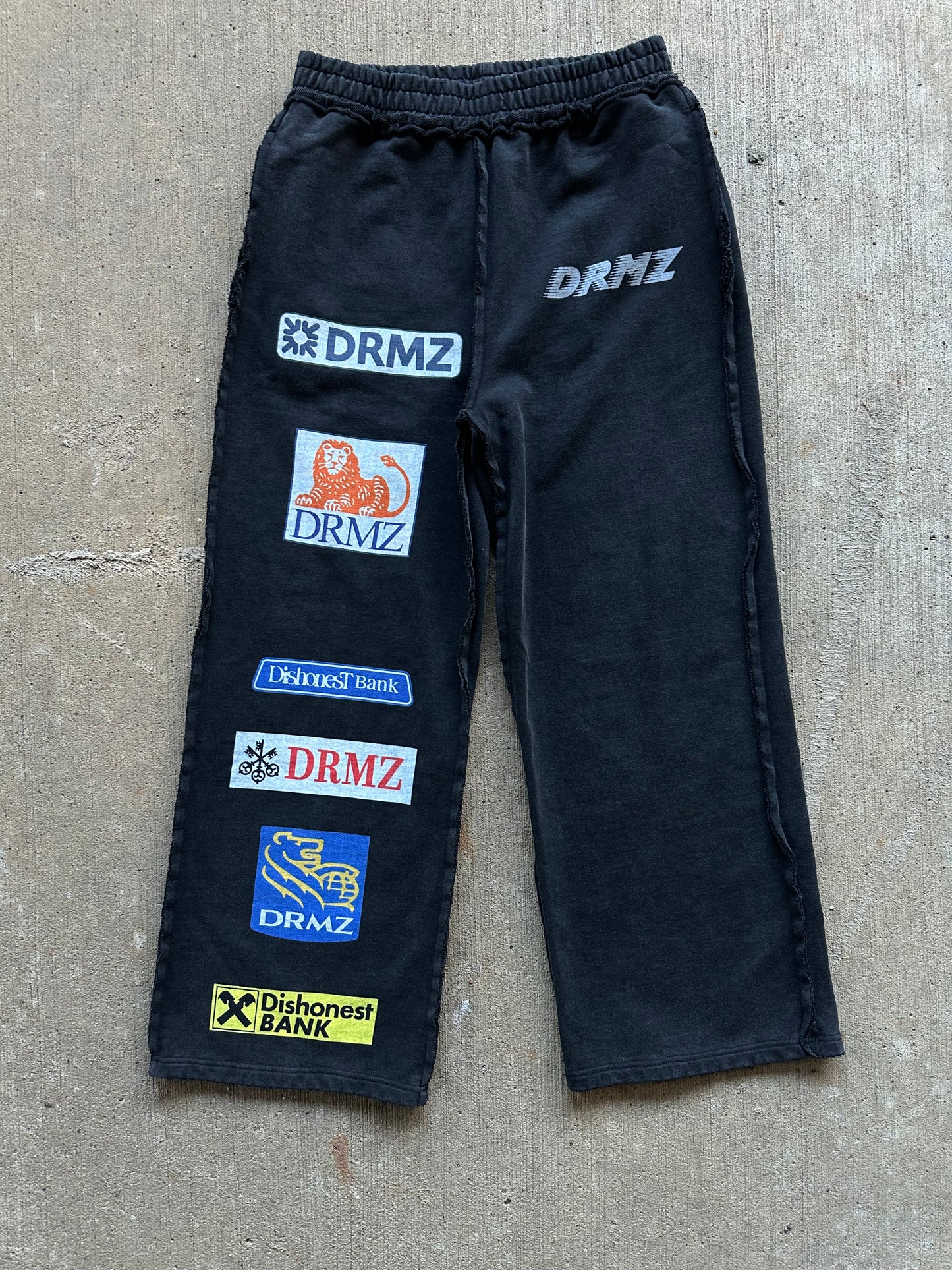 Drmerz Bank Sweatpants